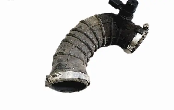 Audi A8 S8 D4 4H Air intake hose/pipe 4H0129571