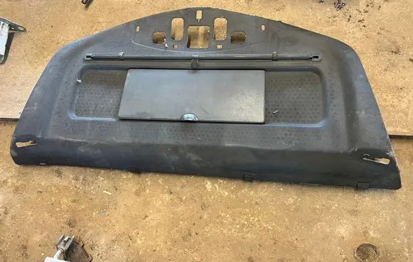 Renault Megane II Parcel shelf 820022318060R 820022318050R