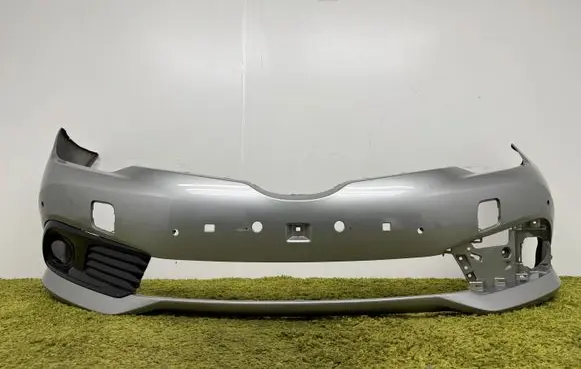 Toyota Auris E180 Front bumper 52119-02k40