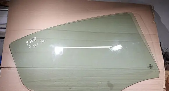 Peugeot 508 Rear door window glass