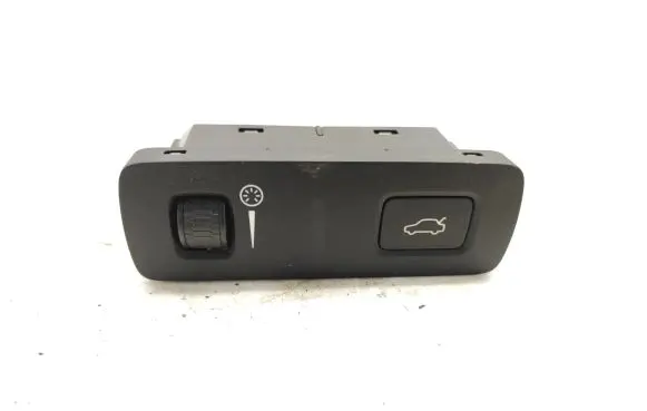 Volvo XC40 Tailgate opening switch P31443873