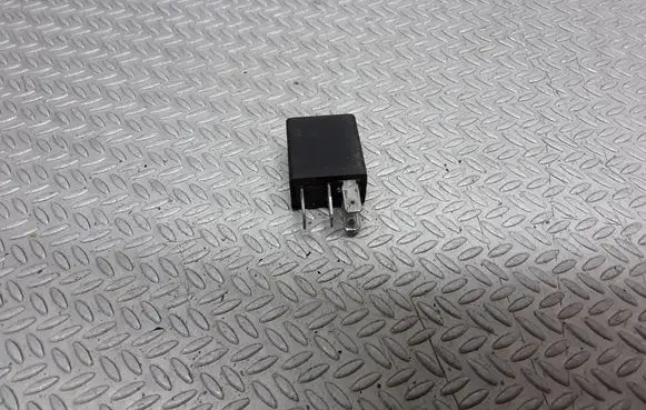 Peugeot Boxer Other relay 46520411
