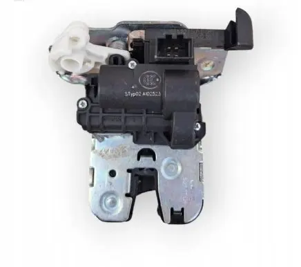 Loading door lock