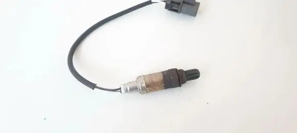 Nissan Sunny Lambda probe sensor a24a21 a24-a21