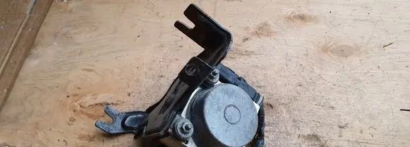 Nissan Note (E11) ABS Pump 476609U100
