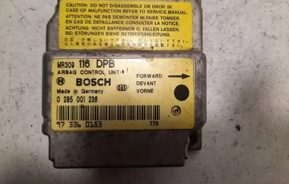 Mitsubishi Carisma Airbag control unit/module 0285001236 MR309116