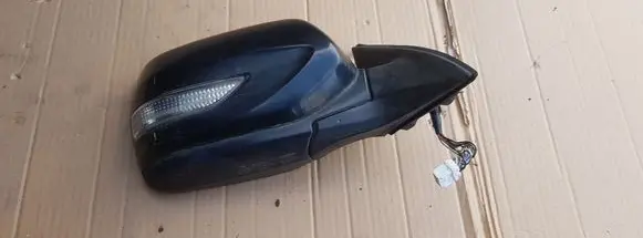Subaru Legacy Front door electric wing mirror 