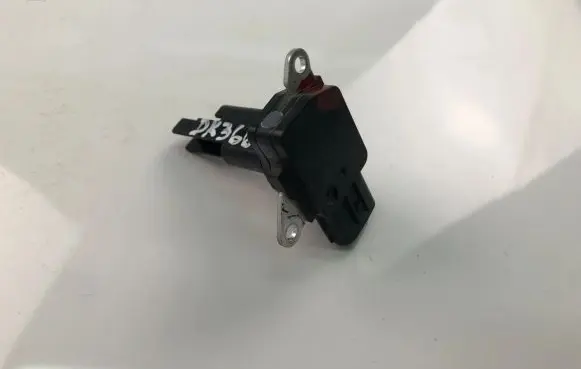 Toyota Yaris Mass air flow meter 222040V020