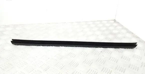 Seat Leon (5F) Rubber seal front door window/glass 5F9837471 5F9837472 5F9839471