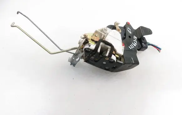 Suzuki Liana Front door lock 