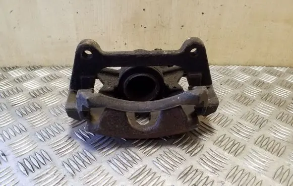Volkswagen PASSAT B8 Front brake caliper