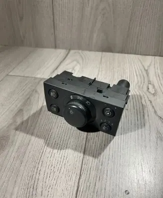 Light switch