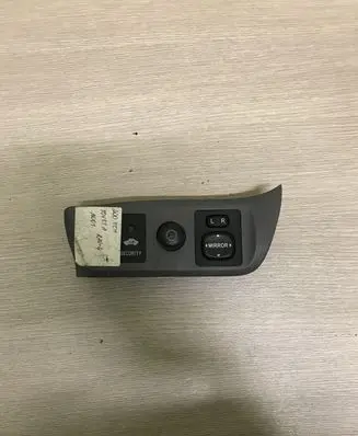 Toyota RAV 4 (XA20) Wing mirror switch 55441642010