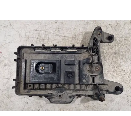 Battery box tray