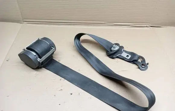 Renault Trafic II (X83) Front seatbelt 696522B 59767 7072072