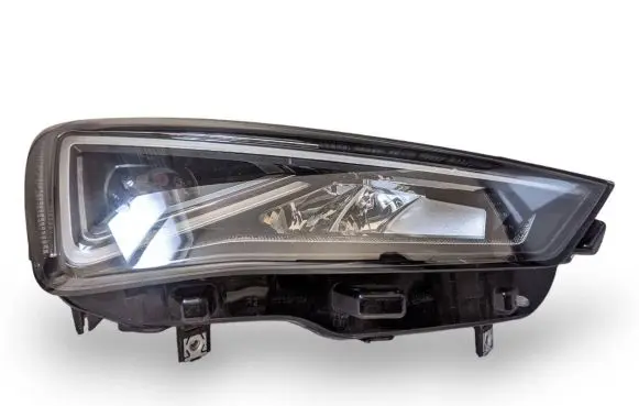 Seat Tarraco Headlight/headlamp 5FJ941008G 90143461