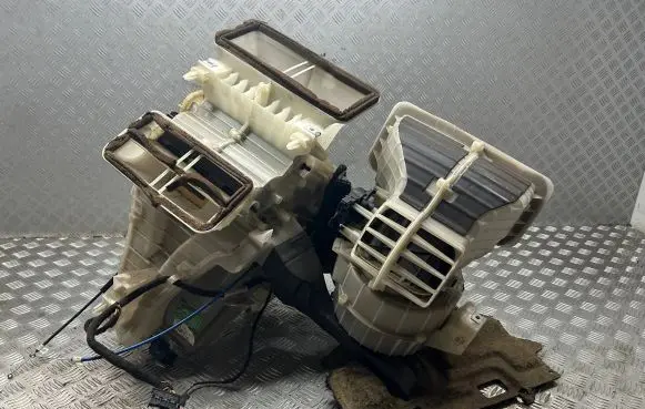 Interior heater climate box assembly