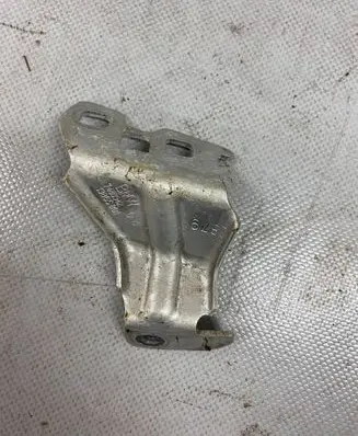 BMW 8 G15 Radiator support slam panel bracket 7480342
