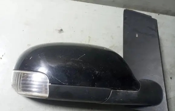 Volkswagen Touran I Rear view mirror (interior) E1010744