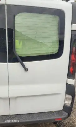 Renault Trafic II (X83) Front door