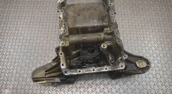 Oil sump