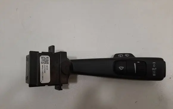 Volvo V70 Wiper control stalk 31275360