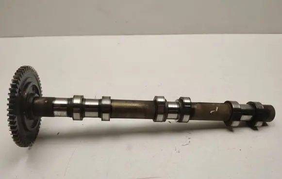 Mercedes-Benz E W212 Camshaft A6420504601