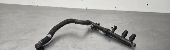 Opel Vivaro Engine coolant pipe/hose 5800624910