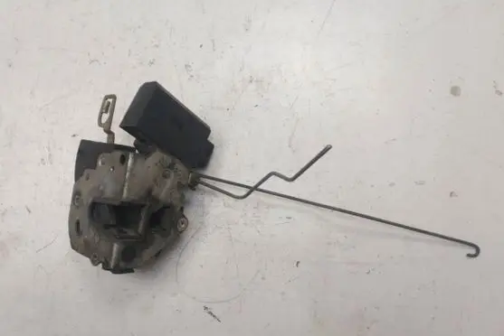 BMW 3 E36 Front door lock