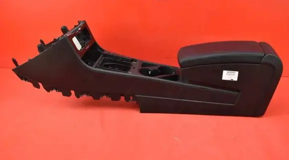 Volkswagen PASSAT CC Center console