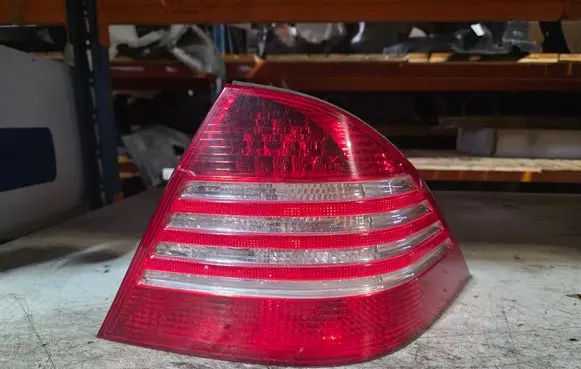 Rear/tail lights