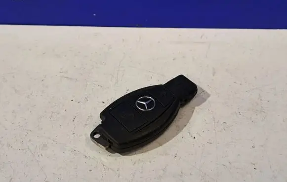Mercedes-Benz CLS C219 Ignition key/card IGNITIONKEY
