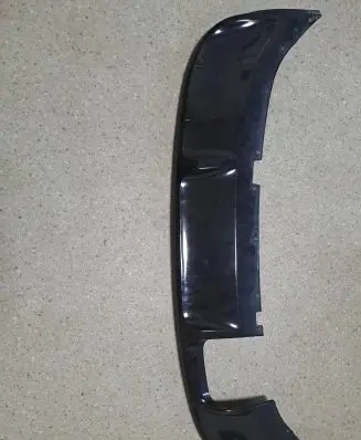 Front bumper lip