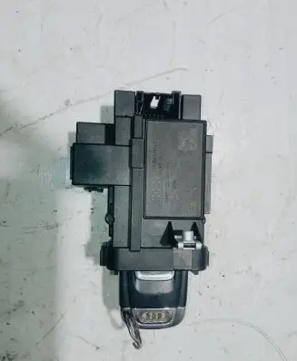Audi A4 S4 B8 8K Ignition lock 8K0909131