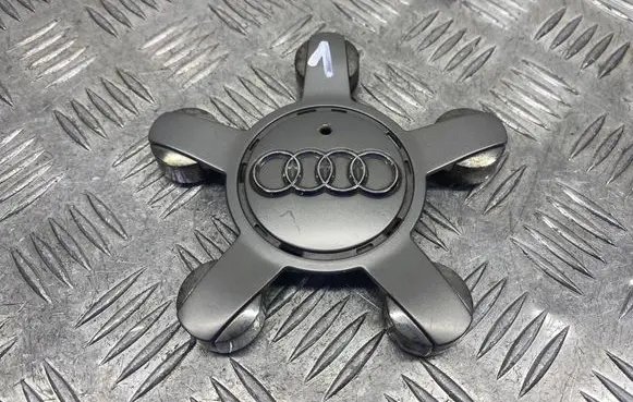 Audi A4 S4 B8 8K Original wheel cap 8R0601165