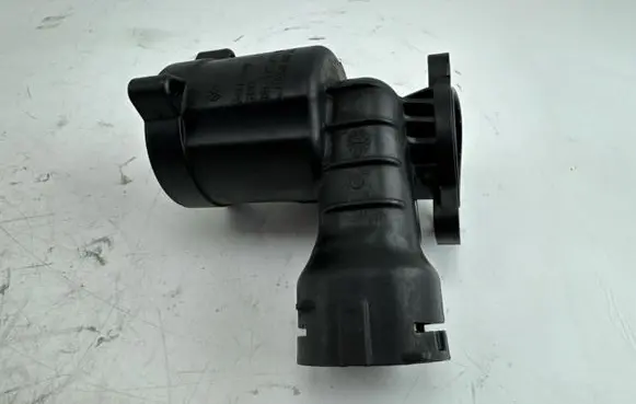 Thermostat/thermostat housing