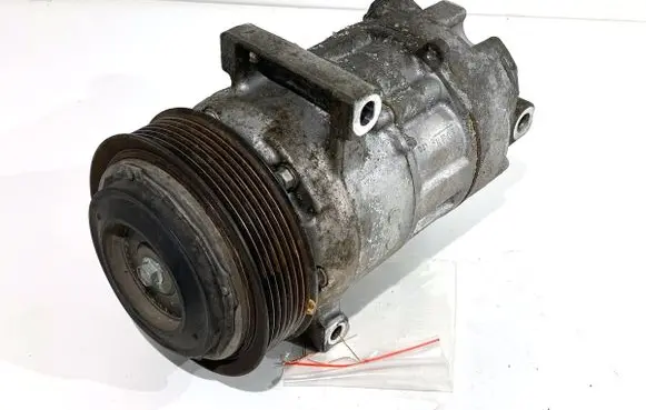Nissan Qashqai Air conditioning (A/C) compressor (pump) 926004EB0A