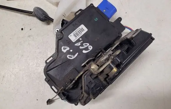 Volkswagen Caddy Front door lock 6D486D249