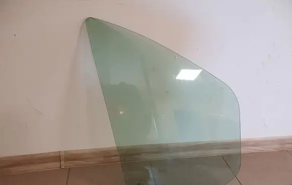 Ford Transit Custom Front door vent window glass four-door 
