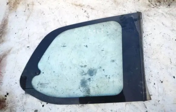 KIA Carnival Rear side window as2