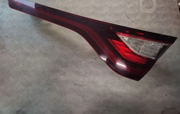 Renault Megane IV Tailgate rear/tail lights 265502533R