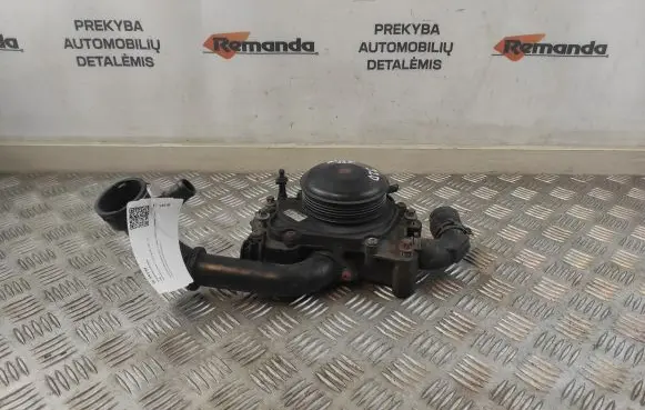 Mercedes-Benz E C207 W207 Water pump A6512002001