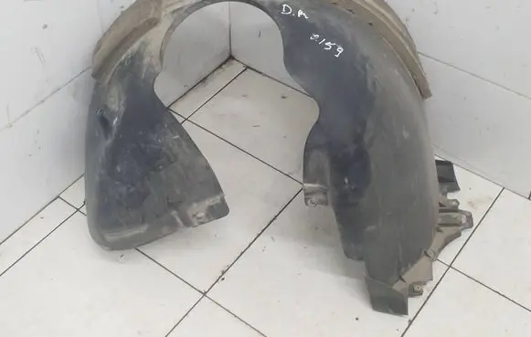 Volkswagen Golf VII Front wheel arch liner splash guards 5G0805978