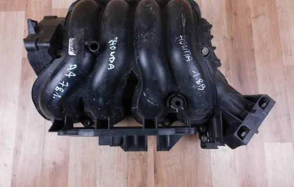 Honda CR-V Intake manifold 17100RNAA00