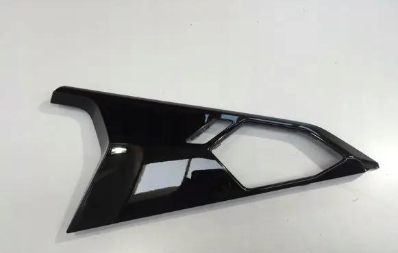 Audi A1 Front door trim bar 82A959522D
