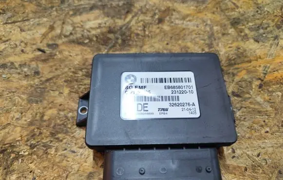 BMW X3 F25 Hand brake control module 6858017 32620276A 23122010
