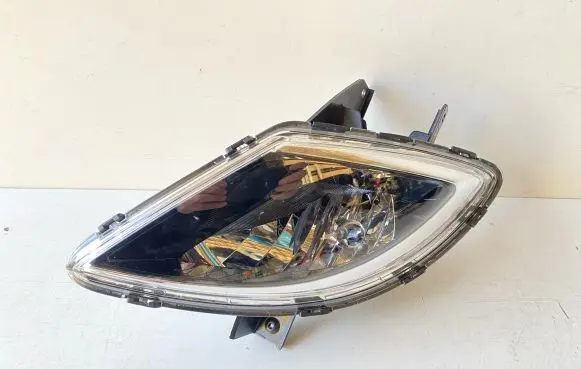 Hyundai ix20 Front fog light E1312850