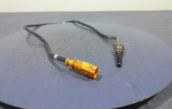 Skoda Octavia Mk2 (1Z) Interior temperature sensor 03L906088C