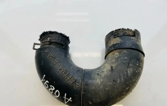 Hyundai Santa Fe Intercooler hose/pipe
