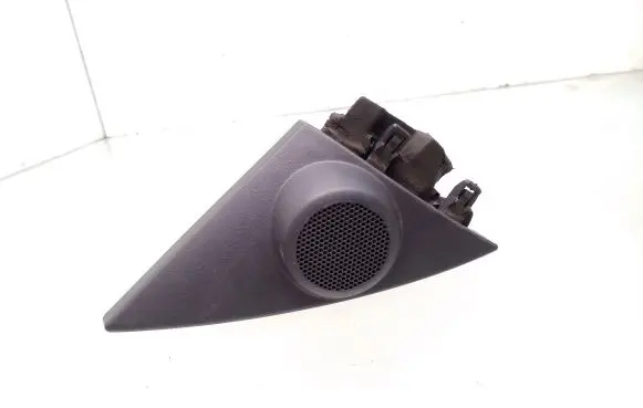 Opel Tigra B Front door speaker cover trim 93162250 93162176